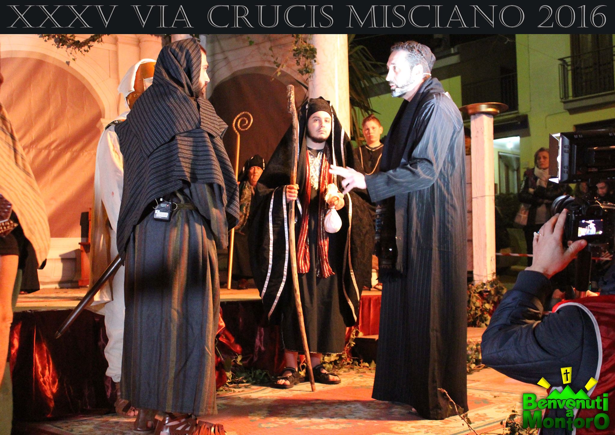 attimi via crucis 2016